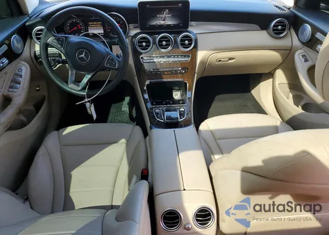 2018 Mercedes-Benz Glc 300 4Matic z USA, uszkodzony, nr VIN WDC0G4KB2JV047837